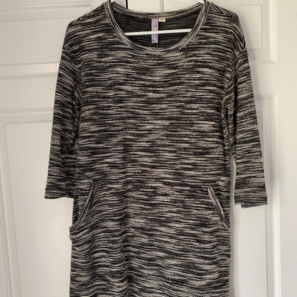 Alya Sweater Dress